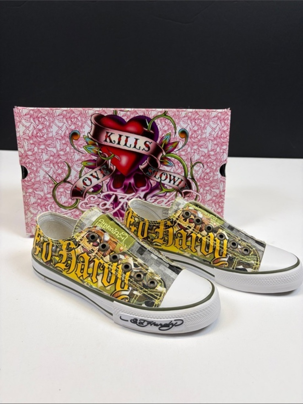 ED HARDY Y2K SKULL TATTOO SLIP ON SNEAKERS WOMEN SIZE 5 GREEN NWT